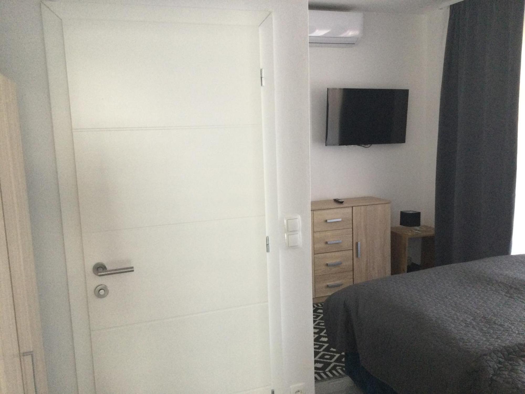 Appartements วีร์ ภายนอก รูปภาพ